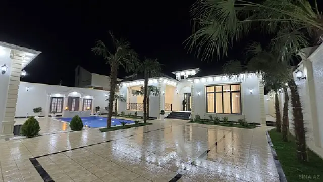 Satılır 5 otaqlı həyət evi 250 m²