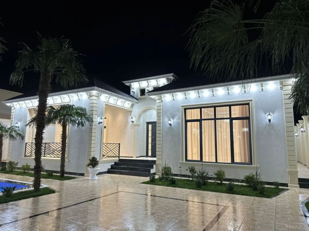 Satılır 5 otaqlı həyət evi 250 m²