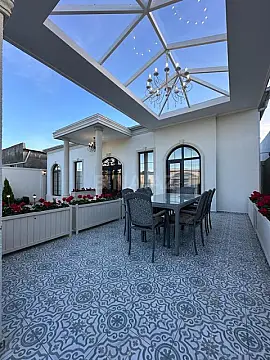 Satılır 5 otaqlı həyət evi 230 m²