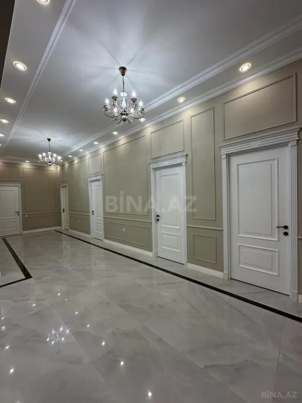 Satılır 5 otaqlı həyət evi 230 m²