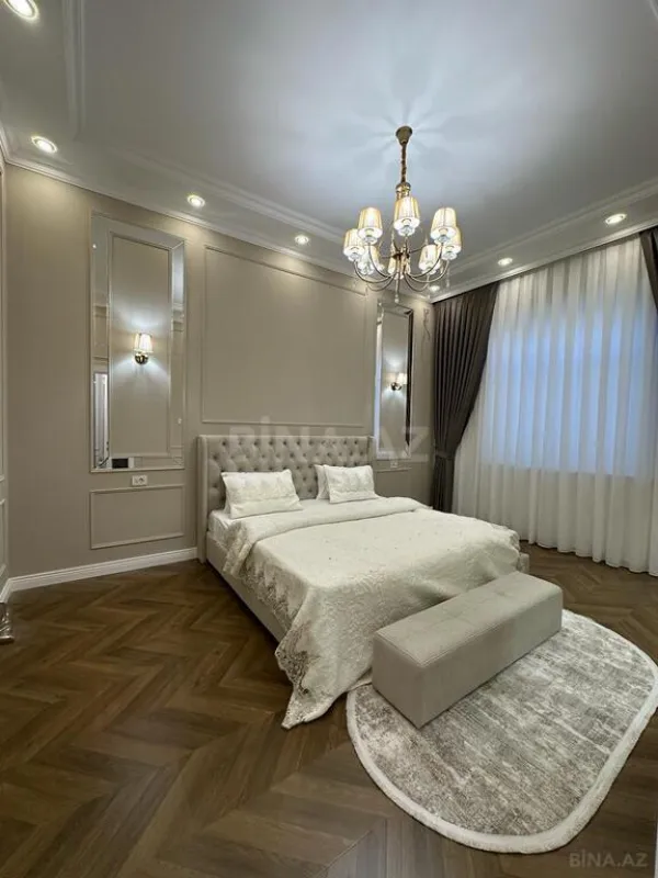 Satılır 5 otaqlı həyət evi 230 m²