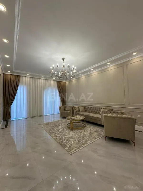 Satılır 5 otaqlı həyət evi 230 m²
