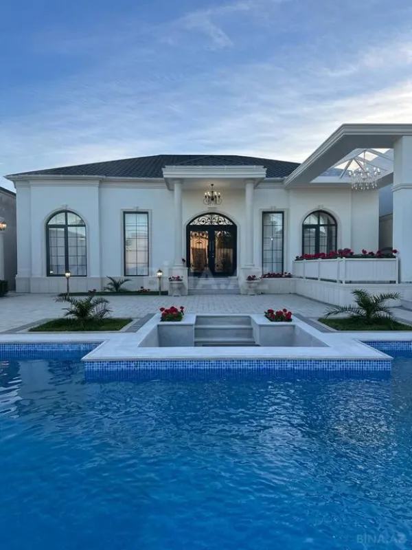Satılır 5 otaqlı həyət evi 230 m²
