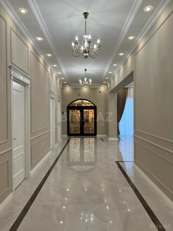 Satılır 5 otaqlı həyət evi 230 m²