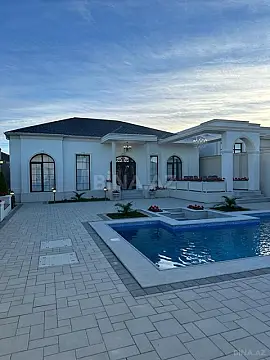 Satılır 5 otaqlı həyət evi 230 m²