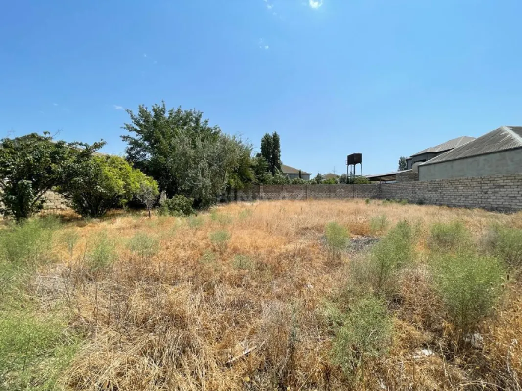 Satılır torpaq sahəsi 10 m²