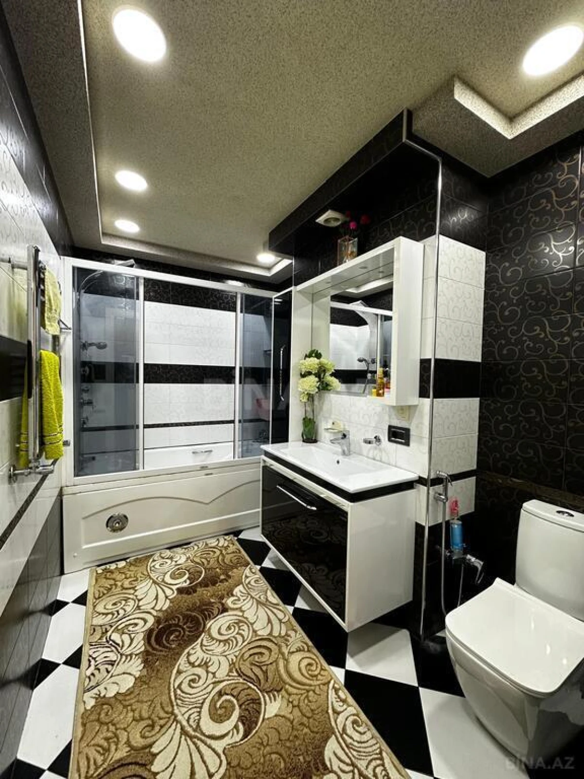 Satılır 3 otaqlı mənzil 140 m²