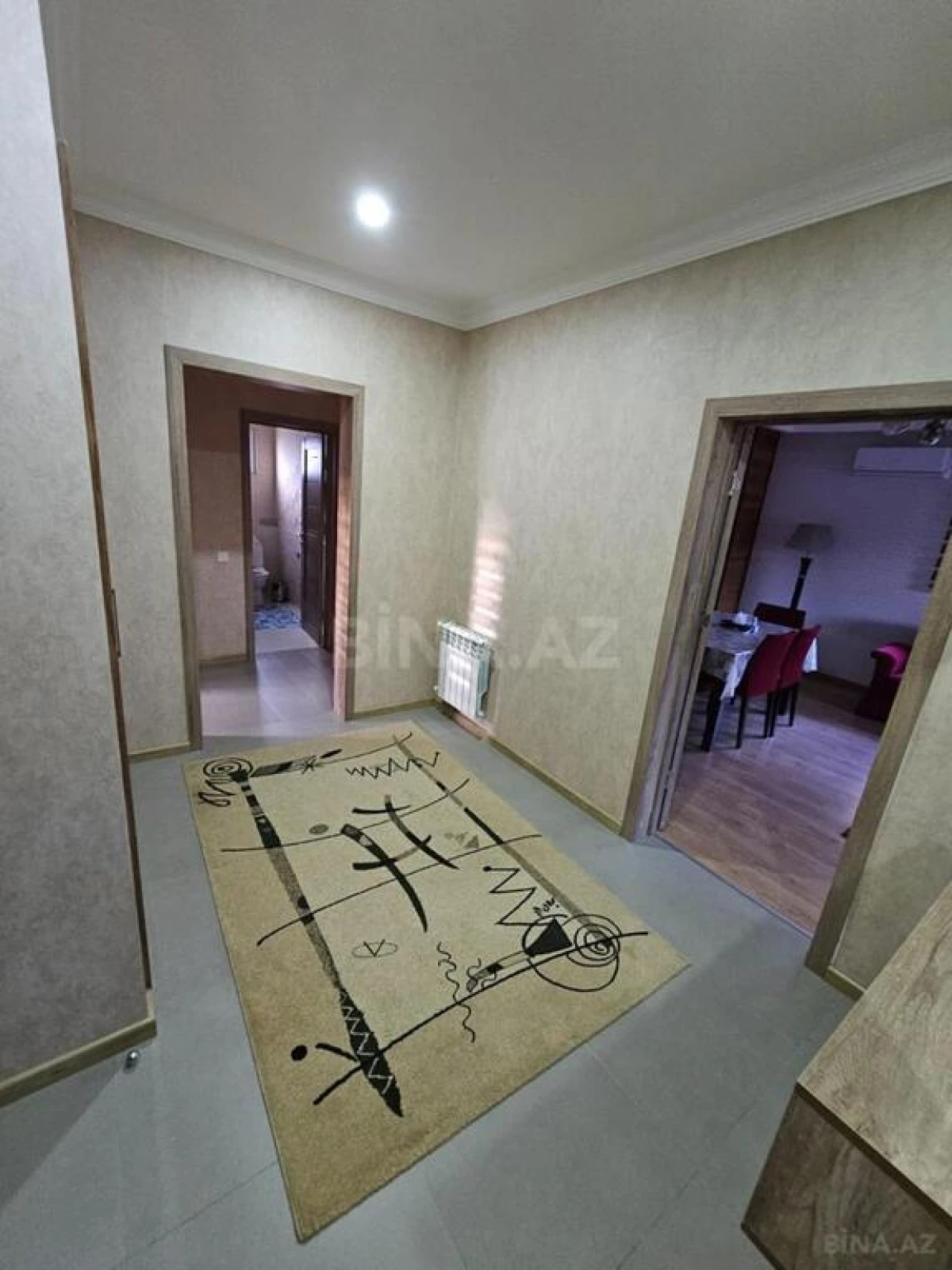 Satılır 7 otaqlı həyət evi 272 m²
