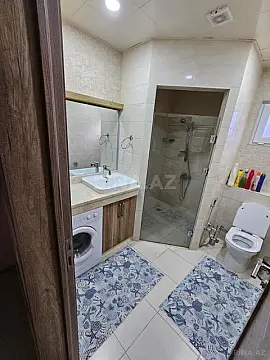 Satılır 7 otaqlı həyət evi 272 m²