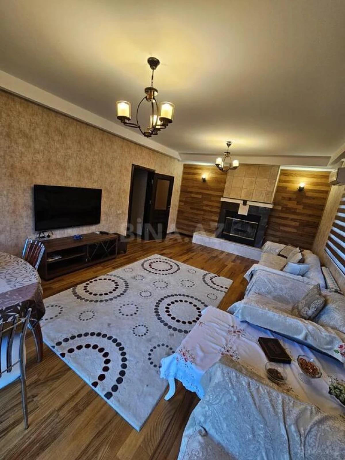 Satılır 7 otaqlı həyət evi 272 m²
