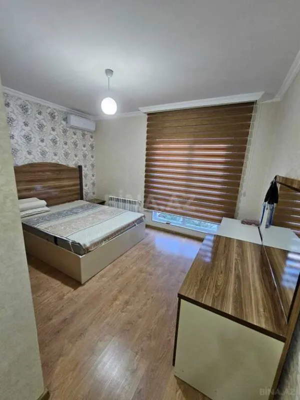 Satılır 7 otaqlı həyət evi 272 m²