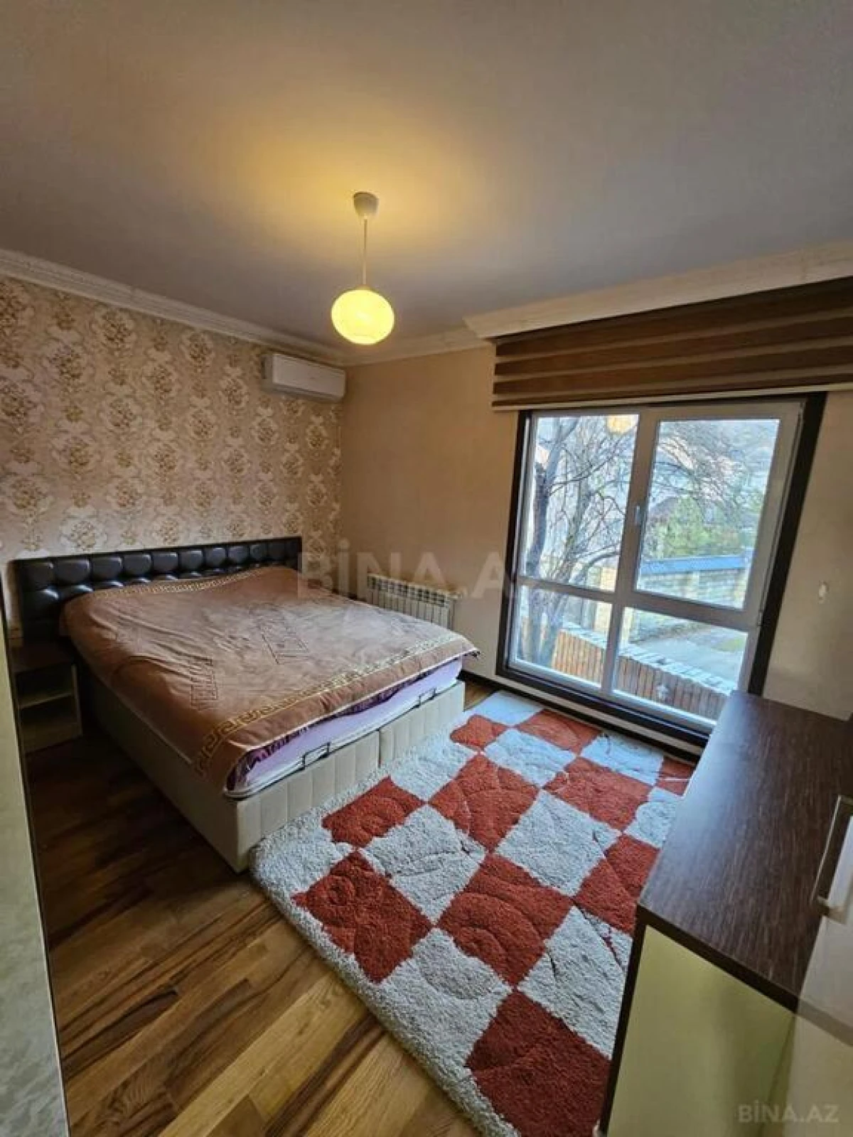 Satılır 7 otaqlı həyət evi 272 m²