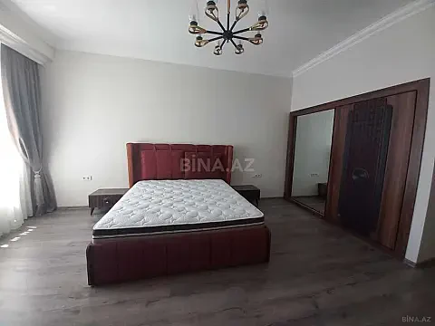 Kirayə verilir 4 otaqlı mənzil 200 m²