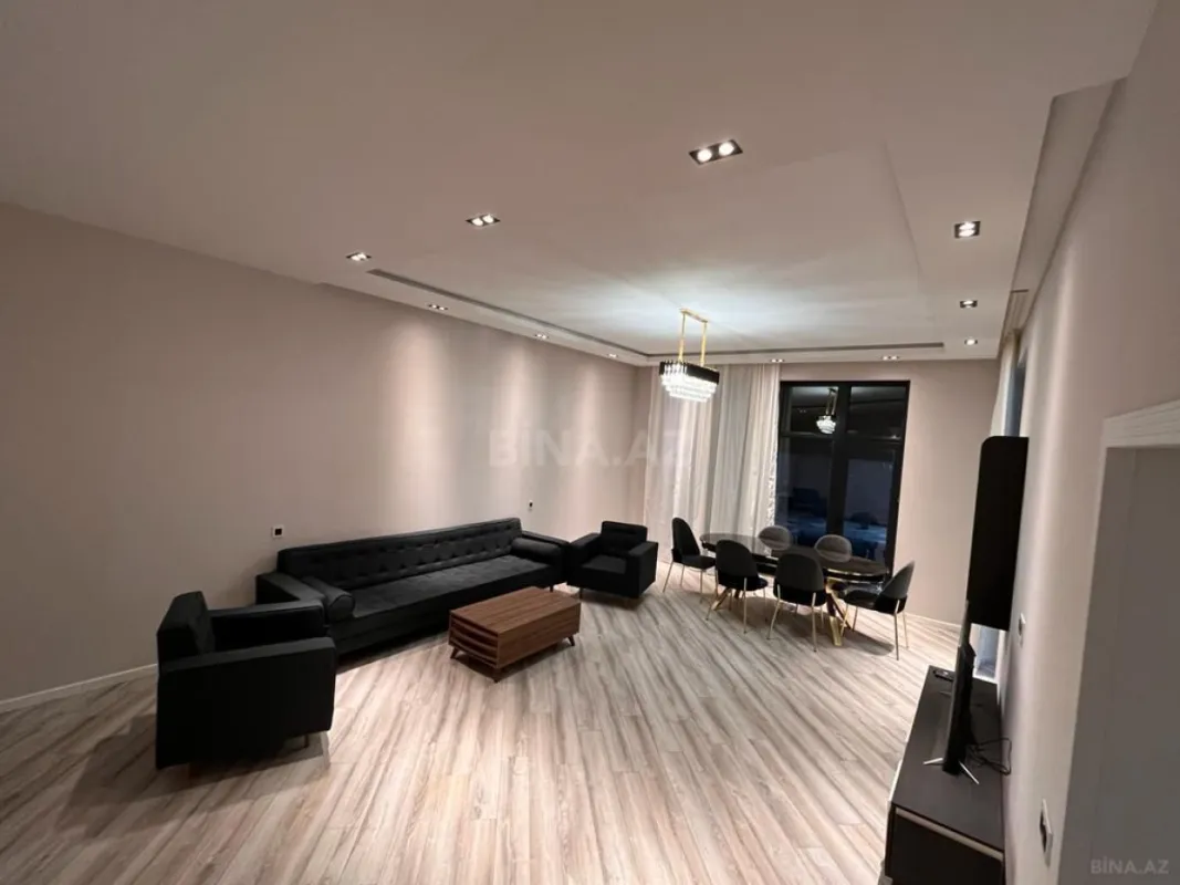 Kirayə verilir 5 otaqlı həyət evi 320 m²