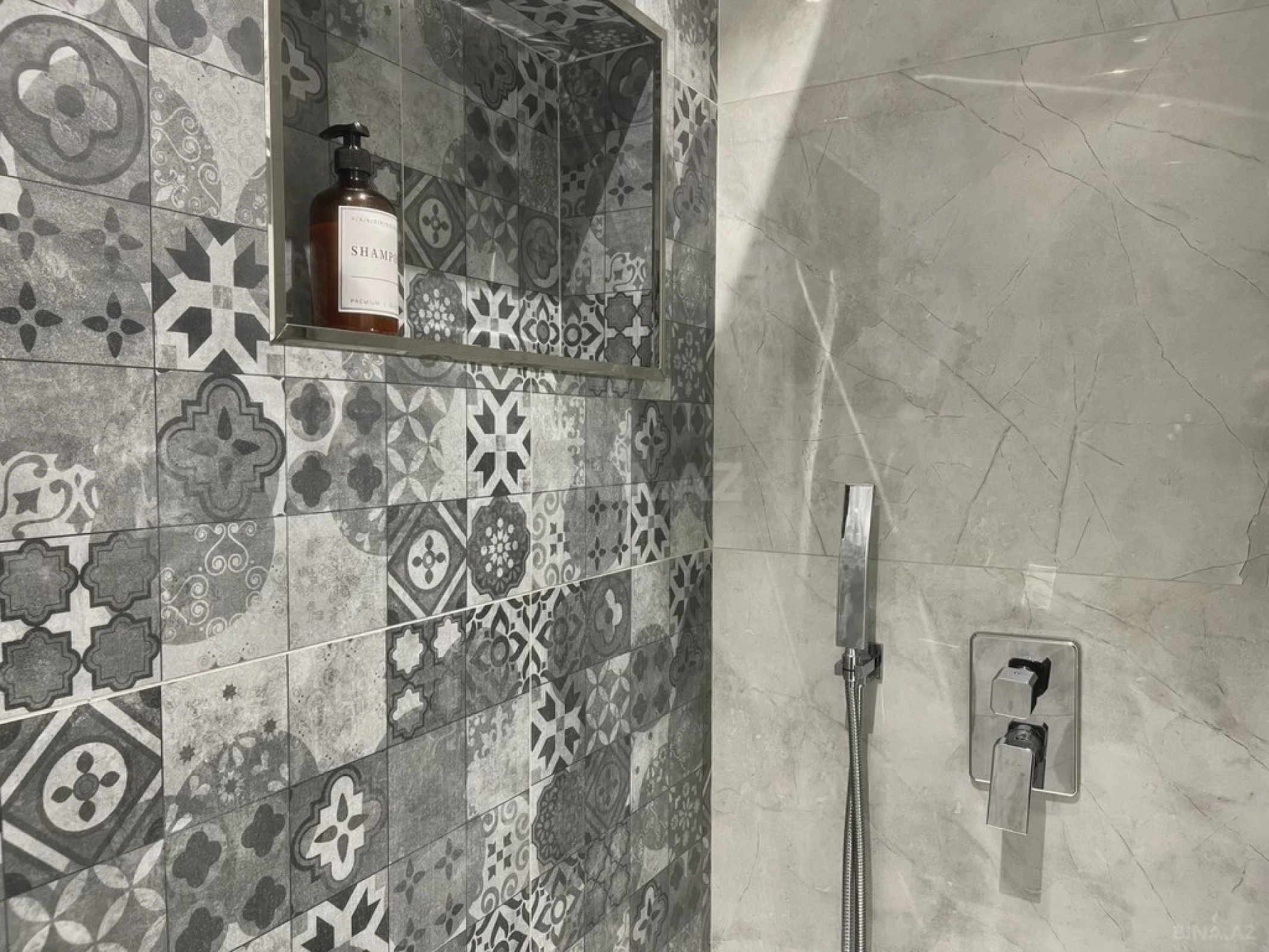 Kirayə verilir 2 otaqlı mənzil 60 m²