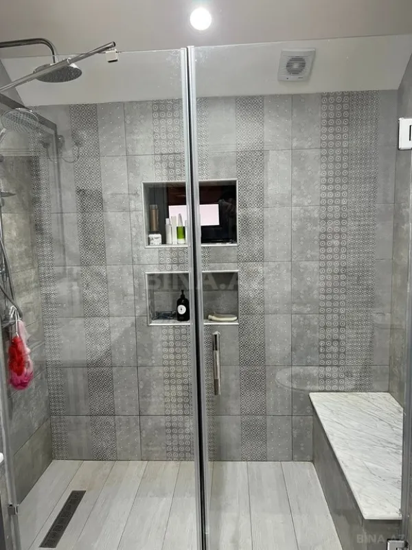 Kirayə verilir 5 otaqlı həyət evi 250 m²