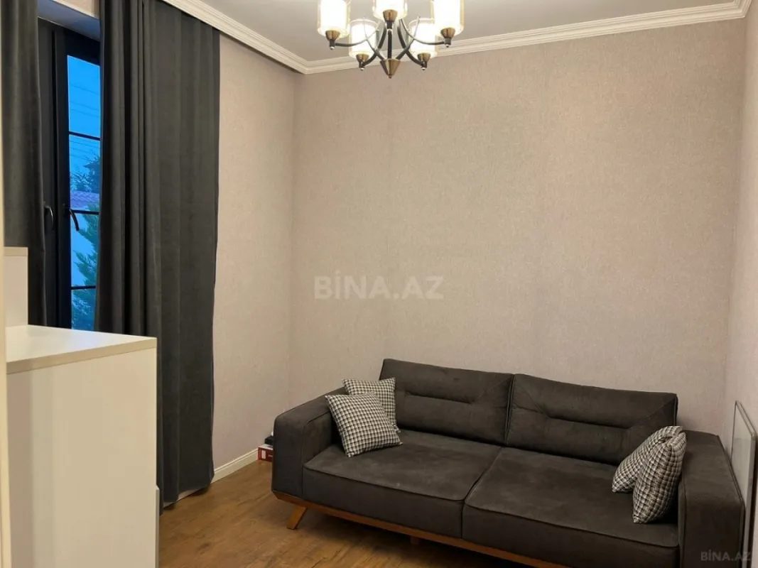 Kirayə verilir 5 otaqlı həyət evi 250 m²