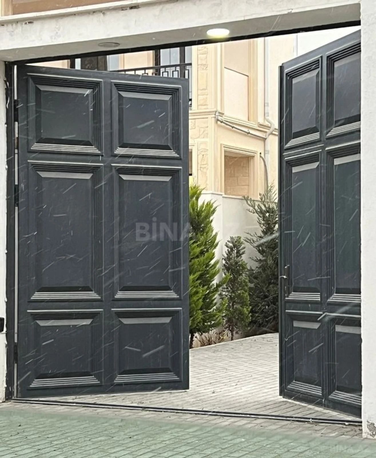 Kirayə verilir 5 otaqlı həyət evi 250 m²