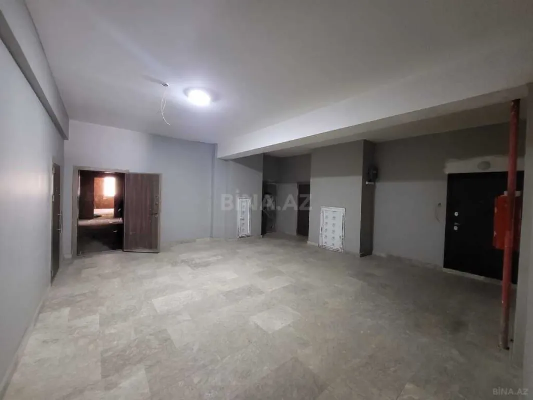 Satılır 3 otaqlı mənzil 169 m²