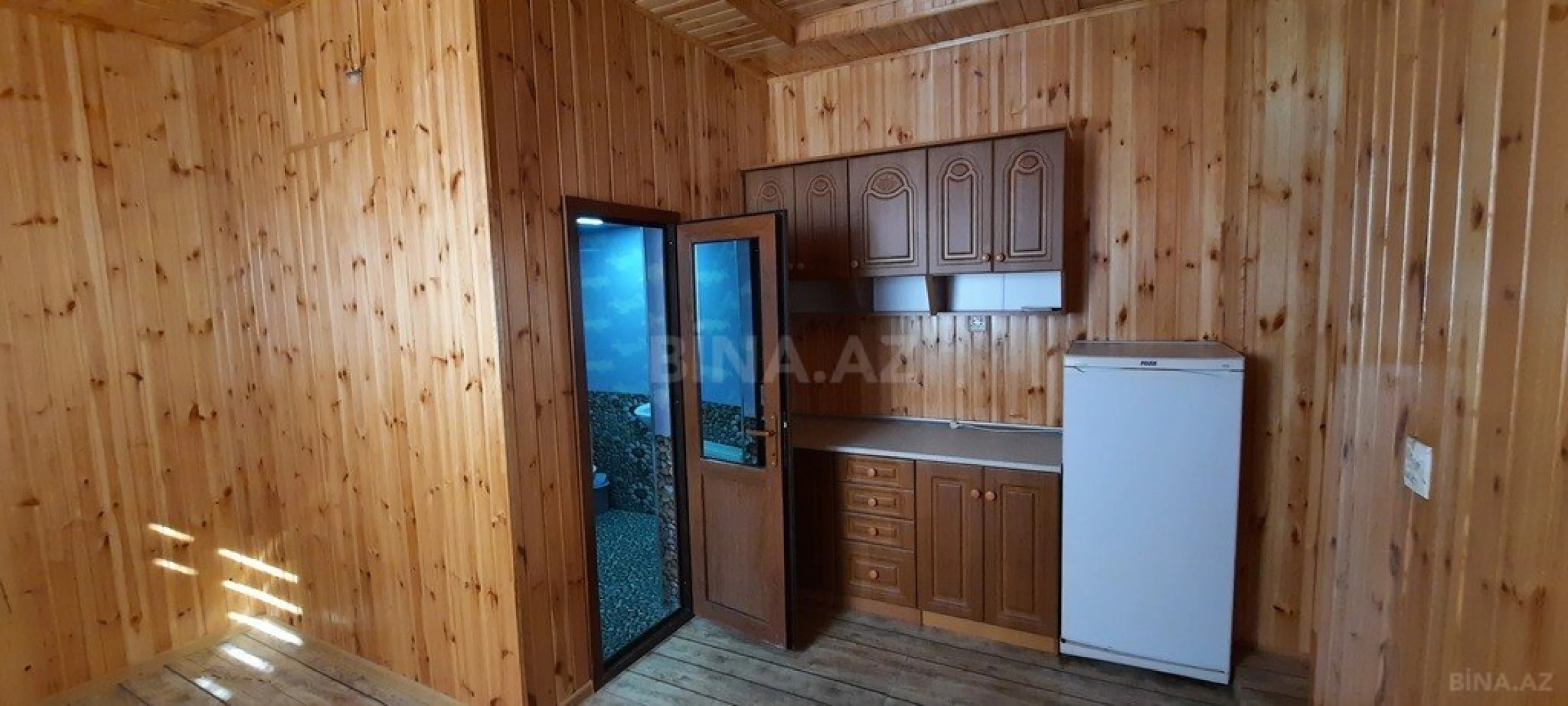 Kirayə verilir 8 otaqlı həyət evi 420 m²