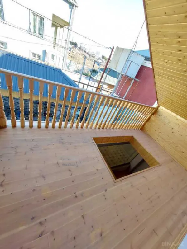 Satılır 4 otaqlı həyət evi 170 m²