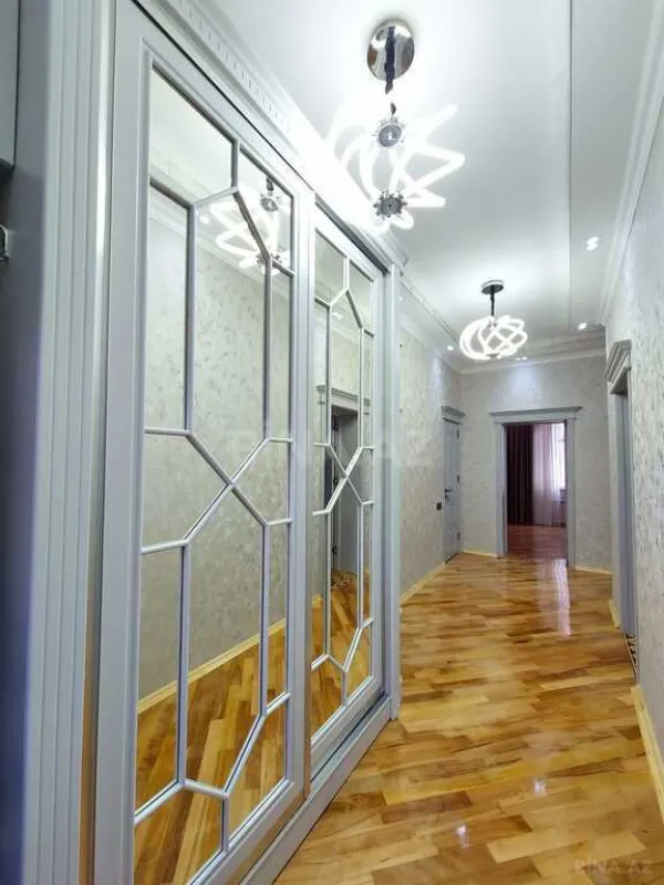 Satılır 4 otaqlı həyət evi 170 m²
