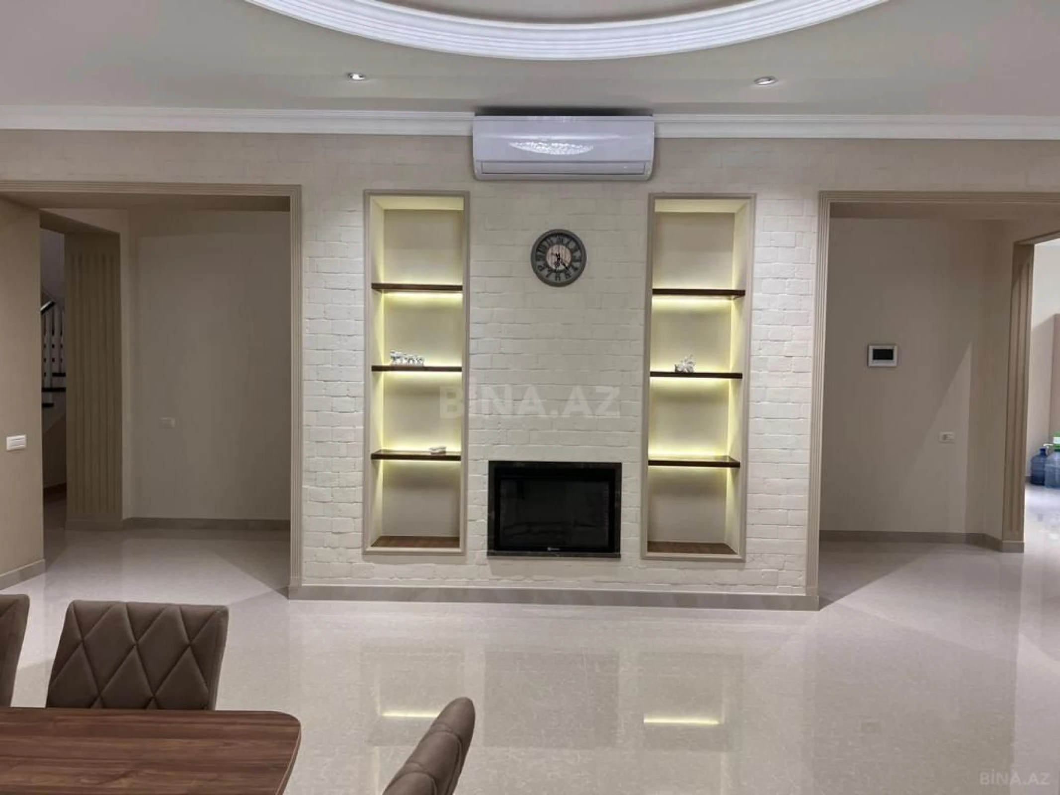 Kirayə verilir 8 otaqlı həyət evi 540 m²