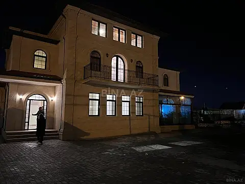 Kirayə verilir 8 otaqlı həyət evi 540 m²