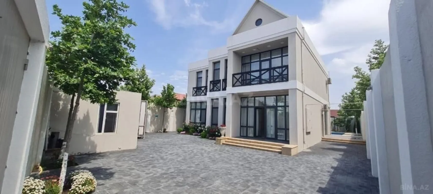Kirayə verilir 4 otaqlı həyət evi 250 m²