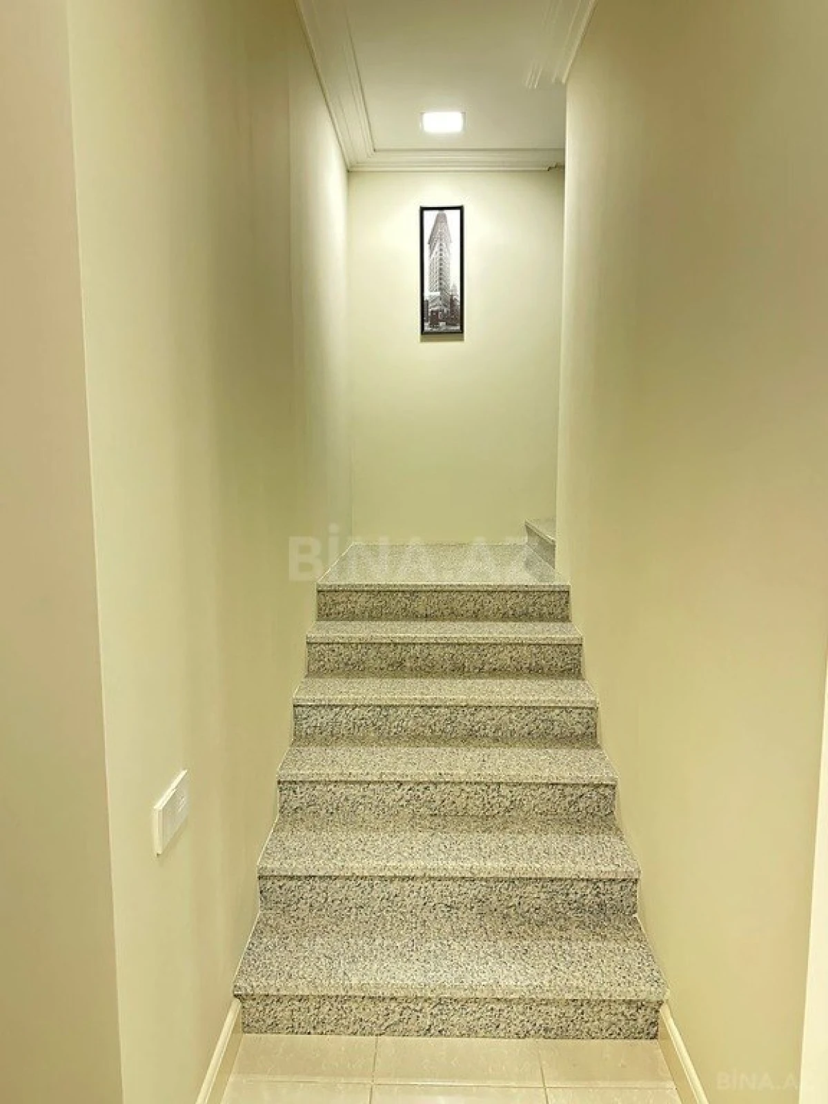 Kirayə verilir 4 otaqlı həyət evi 250 m²