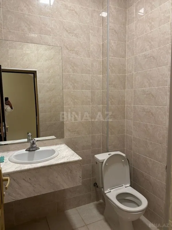Kirayə verilir 4 otaqlı həyət evi 250 m²