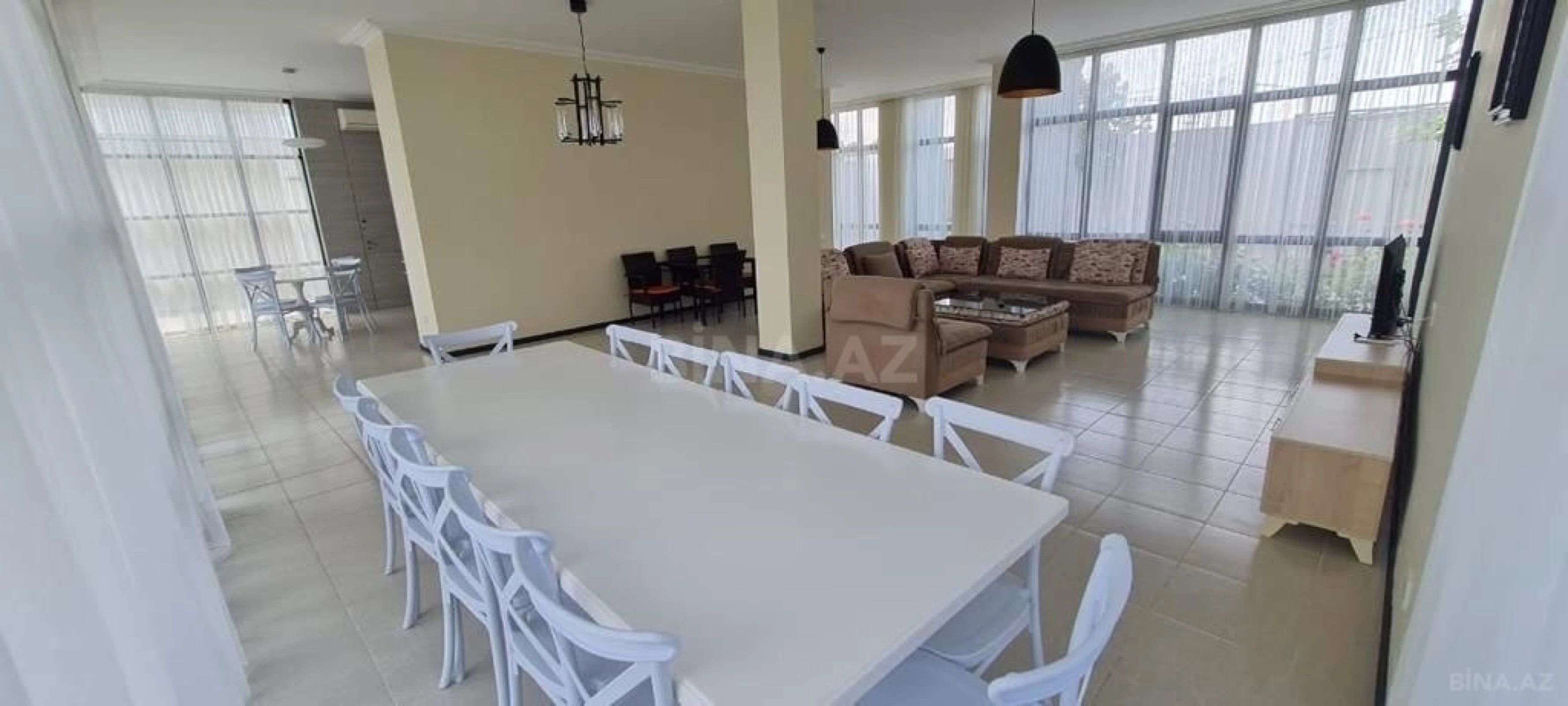 Kirayə verilir 4 otaqlı həyət evi 250 m²