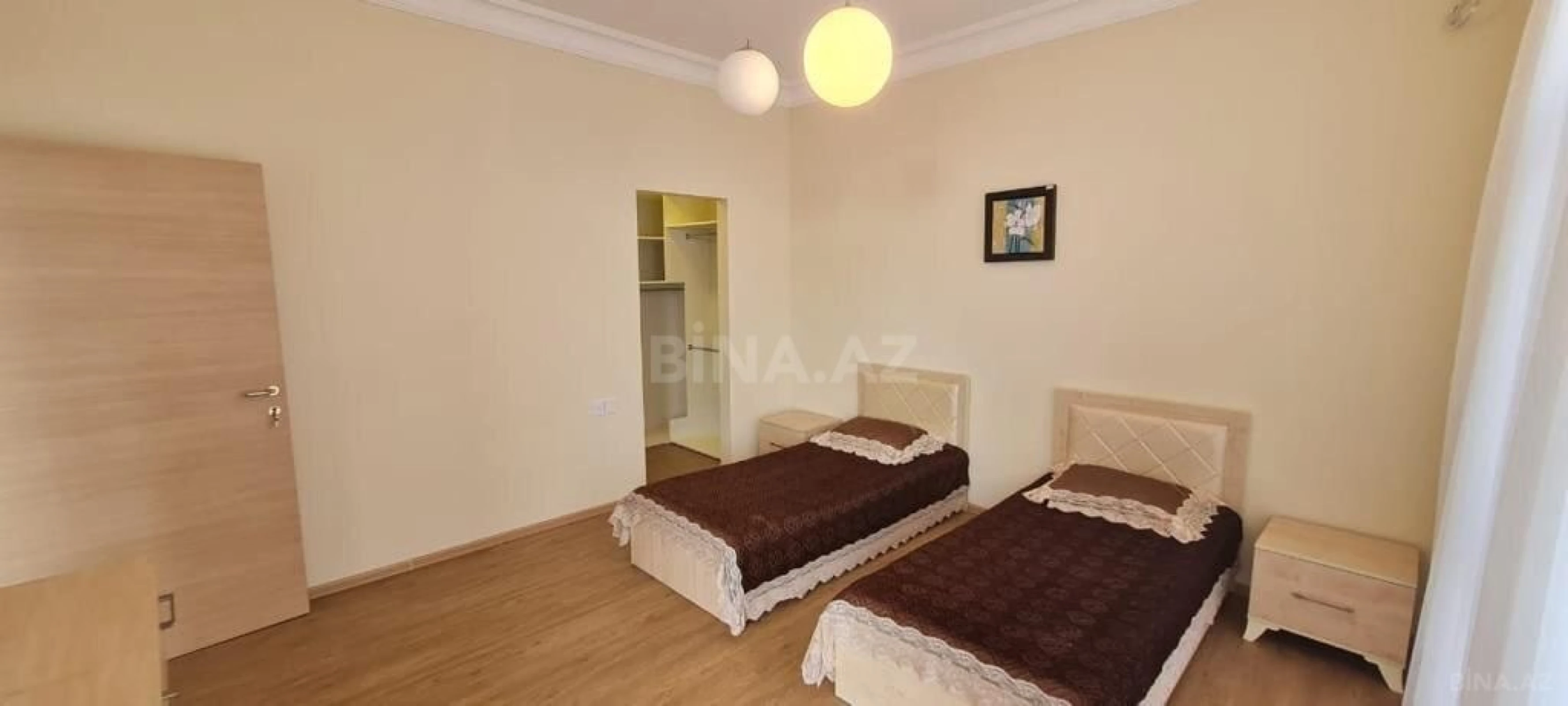 Kirayə verilir 4 otaqlı həyət evi 250 m²