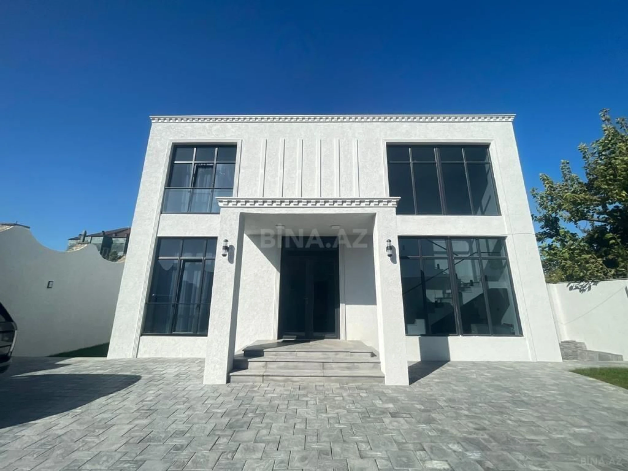 Kirayə verilir 5 otaqlı həyət evi 290 m²