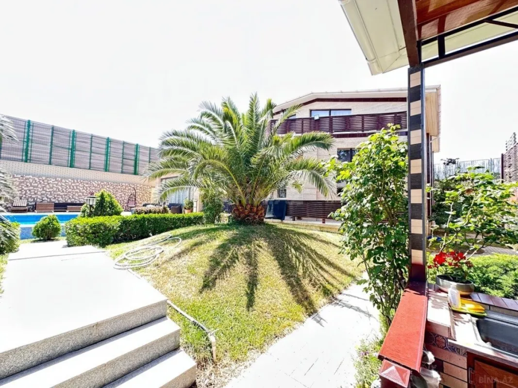 Kirayə verilir 5 otaqlı həyət evi 450 m²