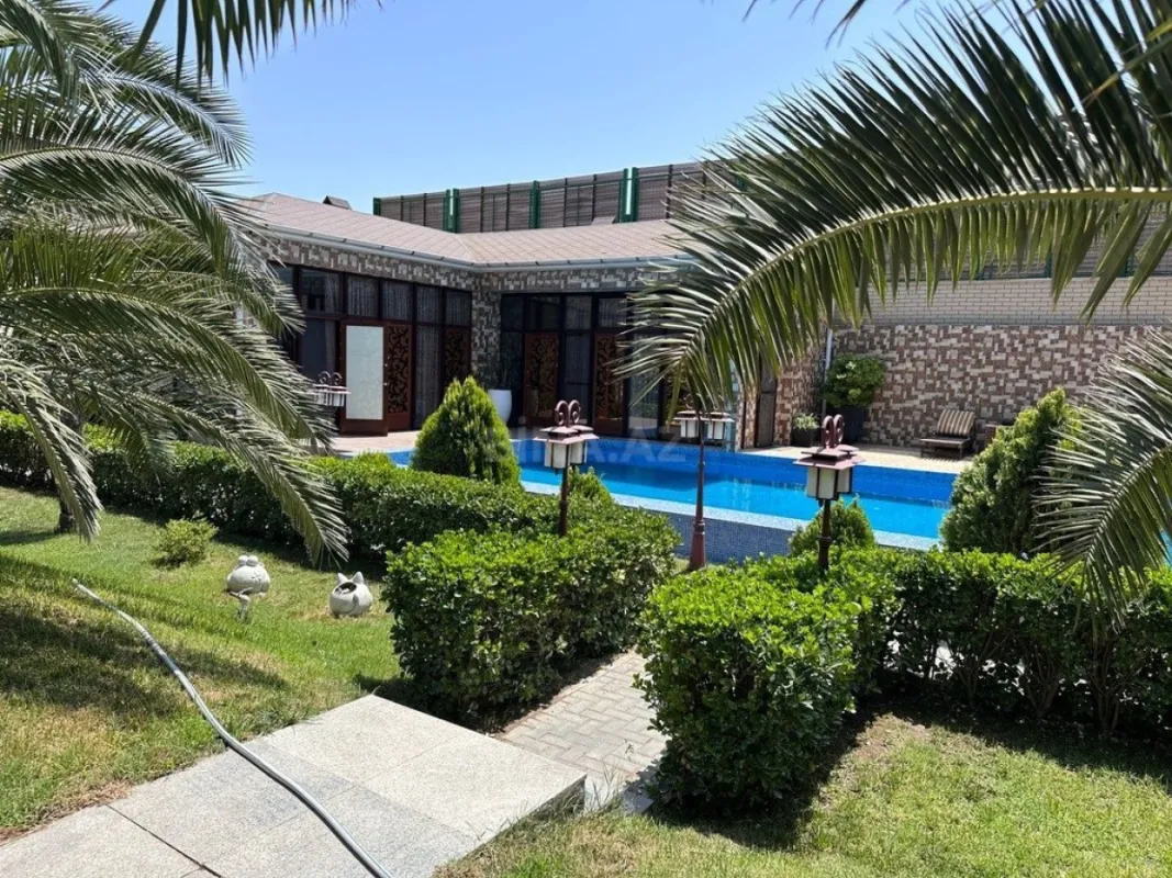 Kirayə verilir 5 otaqlı həyət evi 450 m²