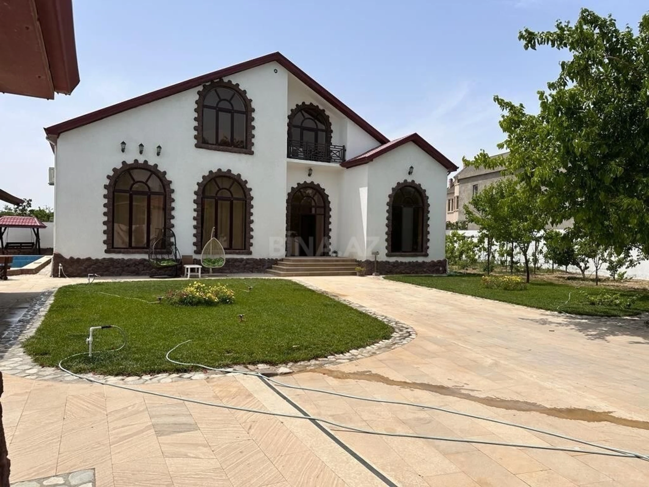 Kirayə verilir 5 otaqlı həyət evi 350 m²