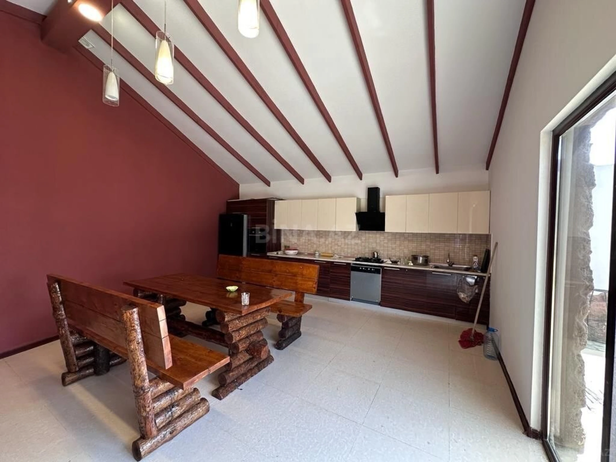 Kirayə verilir 5 otaqlı həyət evi 350 m²