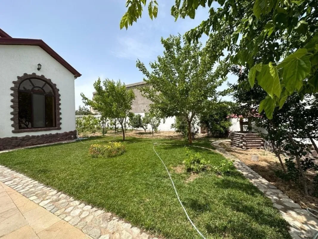 Kirayə verilir 5 otaqlı həyət evi 350 m²