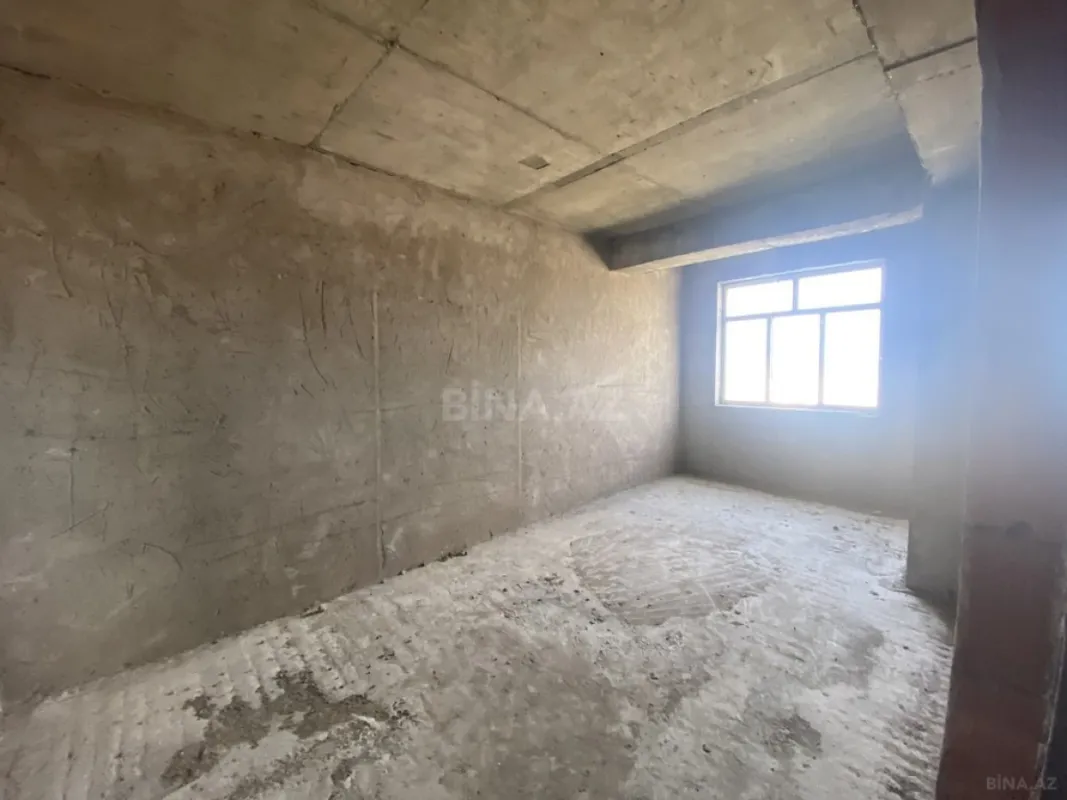 Satılır 4 otaqlı mənzil 111 m²