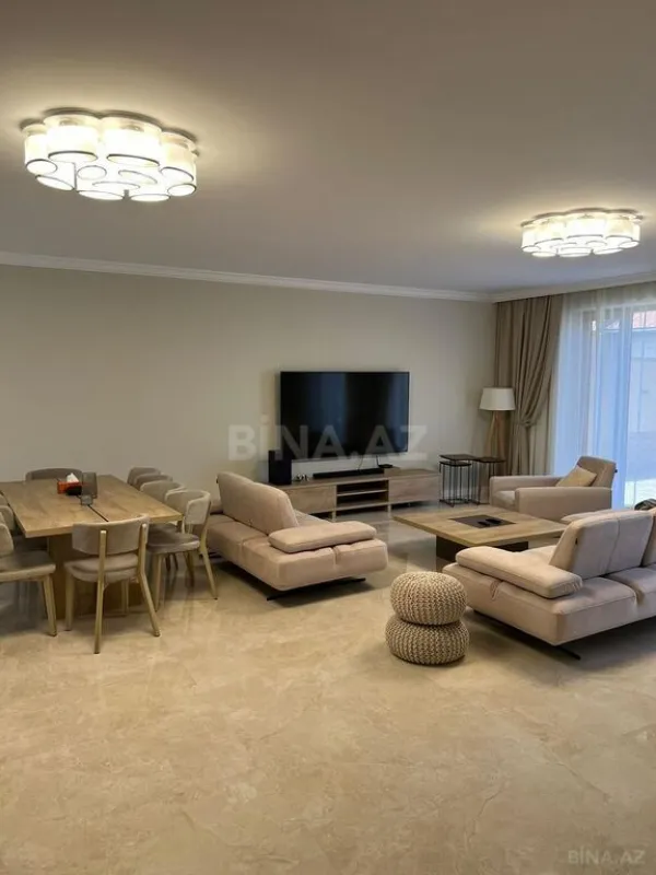 Kirayə verilir 6 otaqlı həyət evi 350 m²