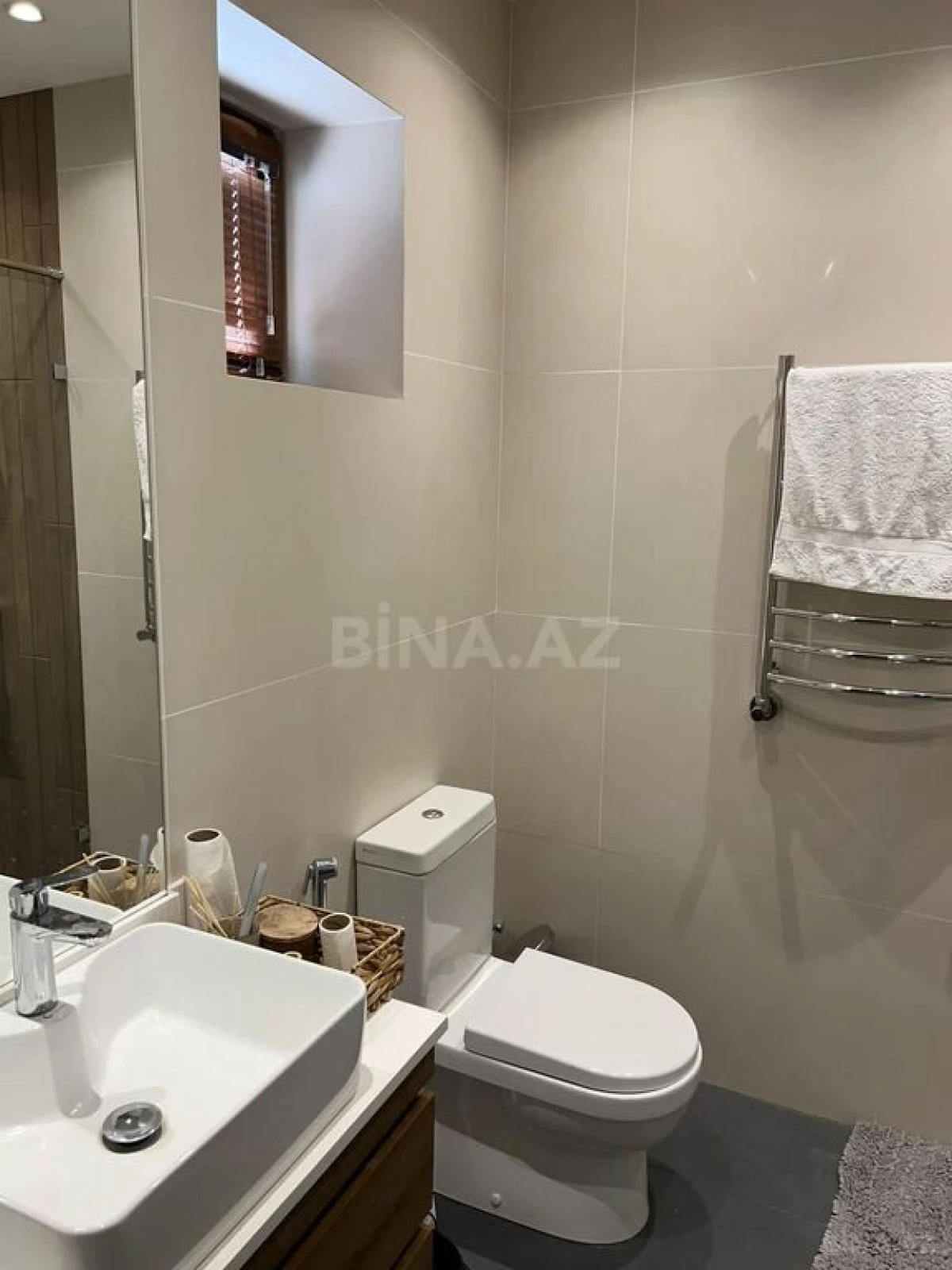 Kirayə verilir 6 otaqlı həyət evi 350 m²