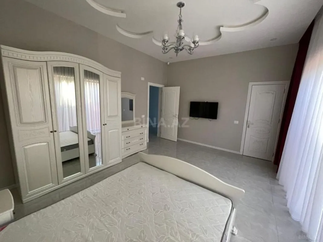 Kirayə verilir 5 otaqlı həyət evi 260 m²