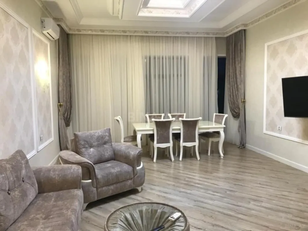 Kirayə verilir 4 otaqlı həyət evi 250 m²