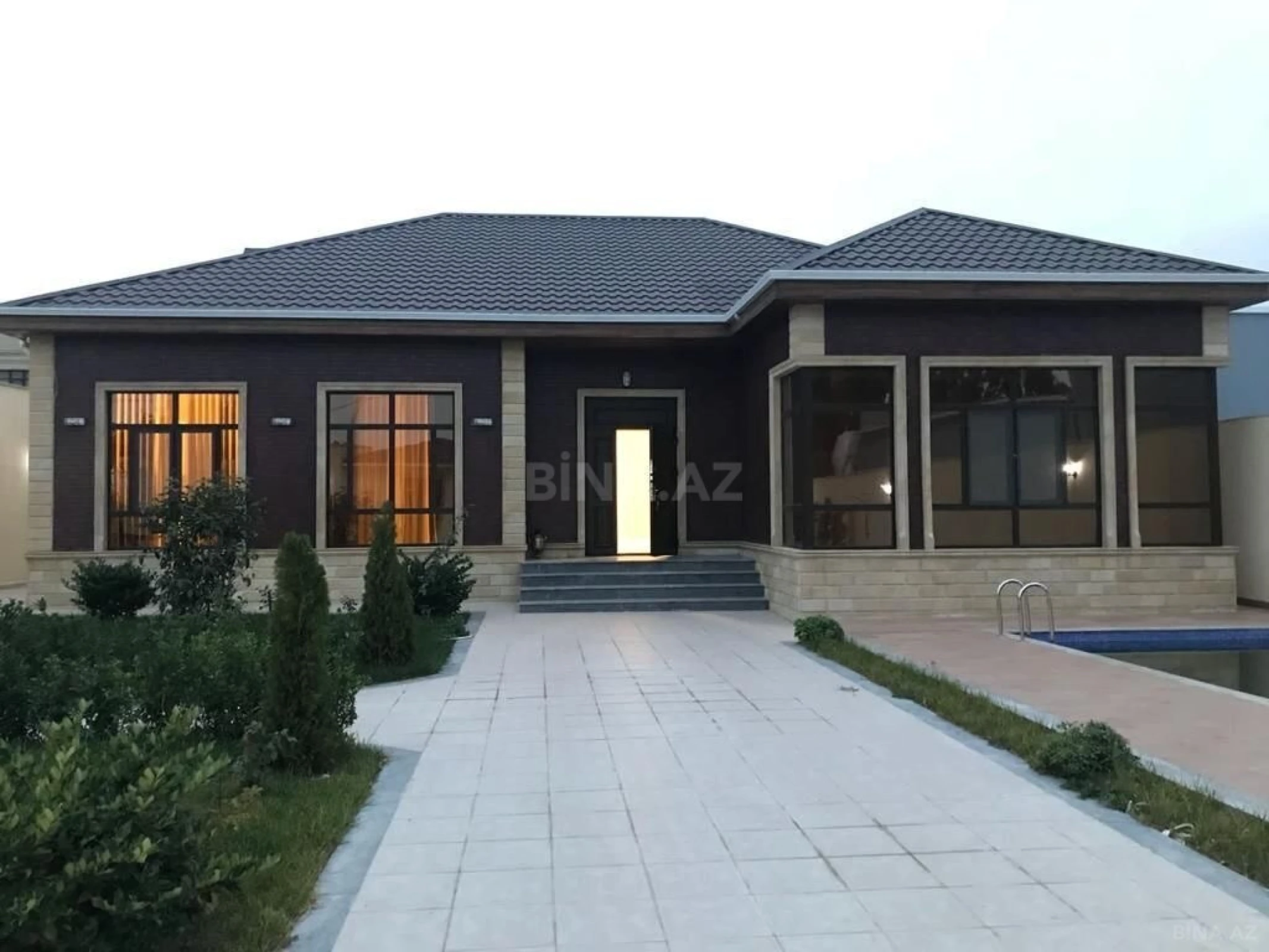 Kirayə verilir 4 otaqlı həyət evi 250 m²
