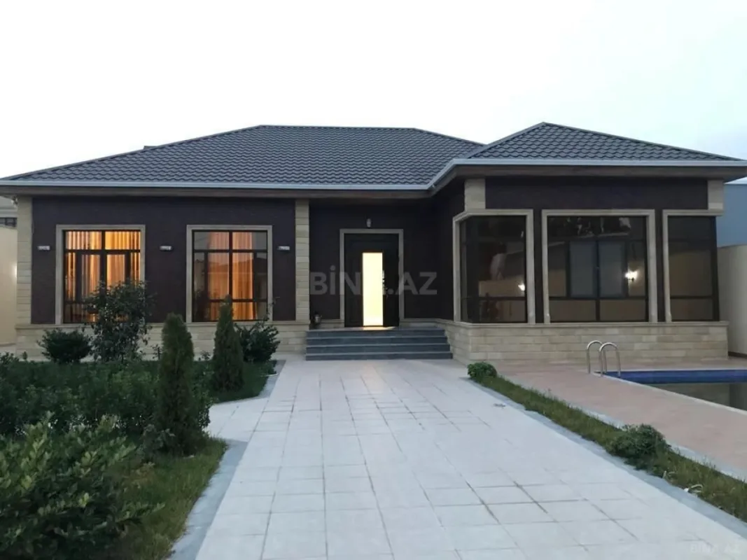 Kirayə verilir 4 otaqlı həyət evi 250 m²