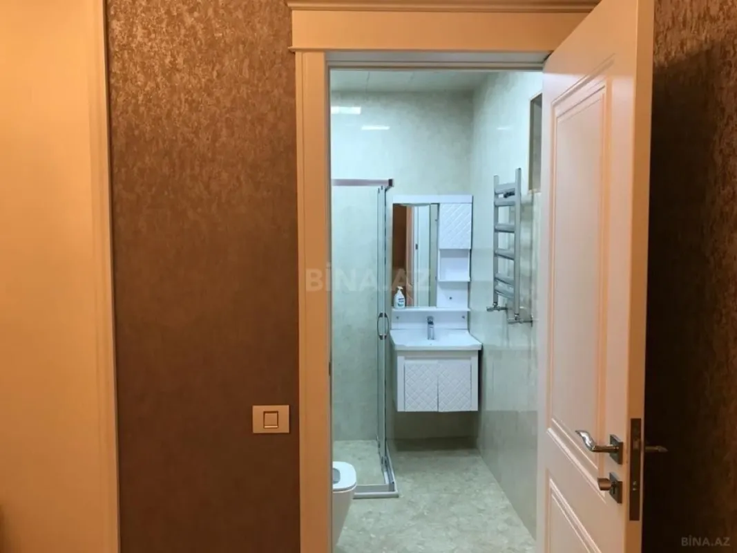 Kirayə verilir 4 otaqlı həyət evi 250 m²