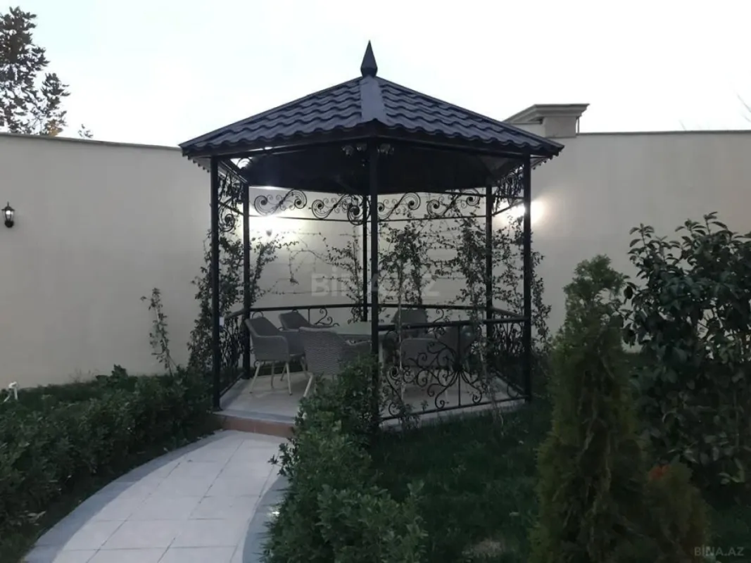 Kirayə verilir 4 otaqlı həyət evi 250 m²