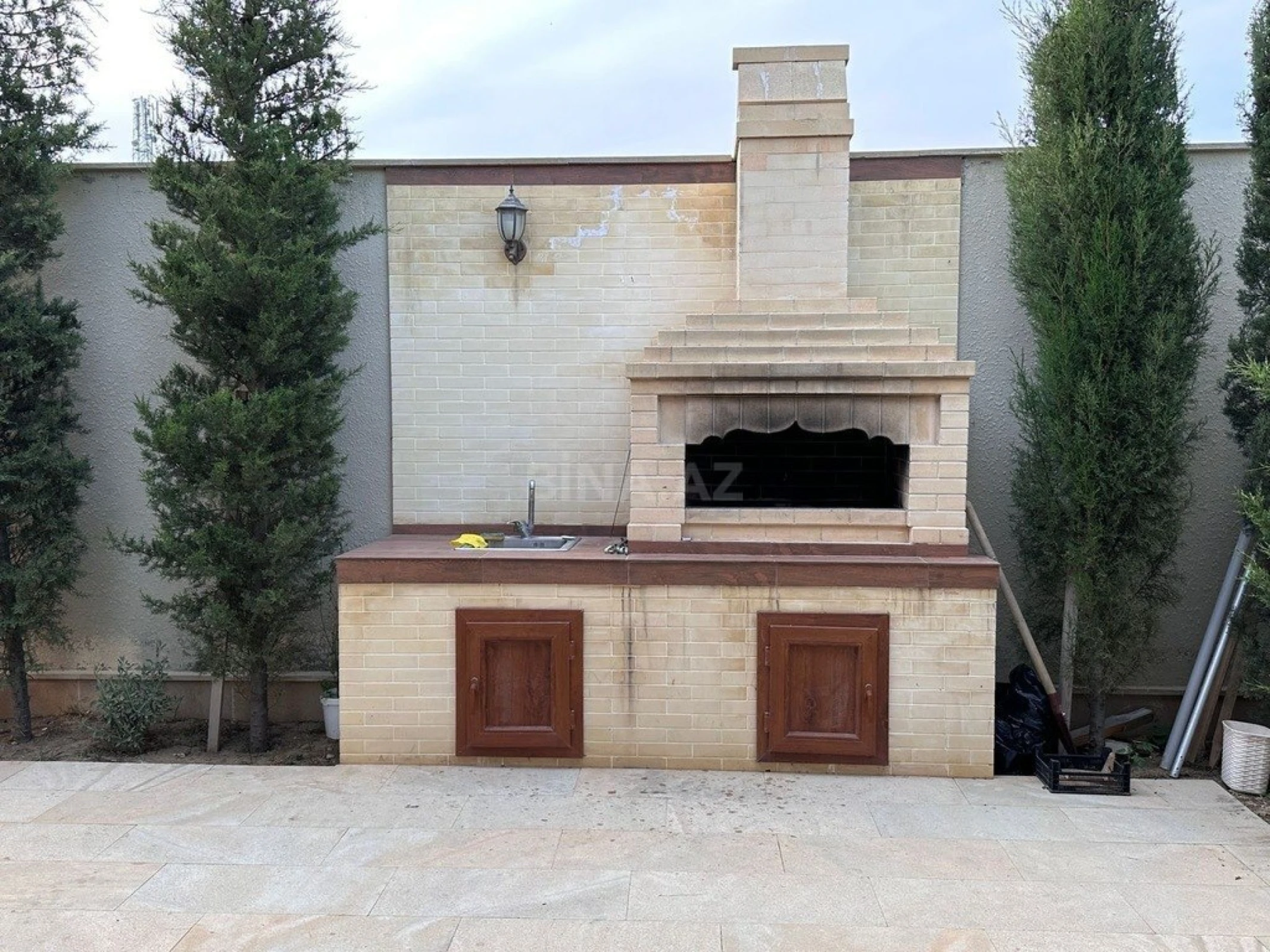 Kirayə verilir 4 otaqlı həyət evi 240 m²