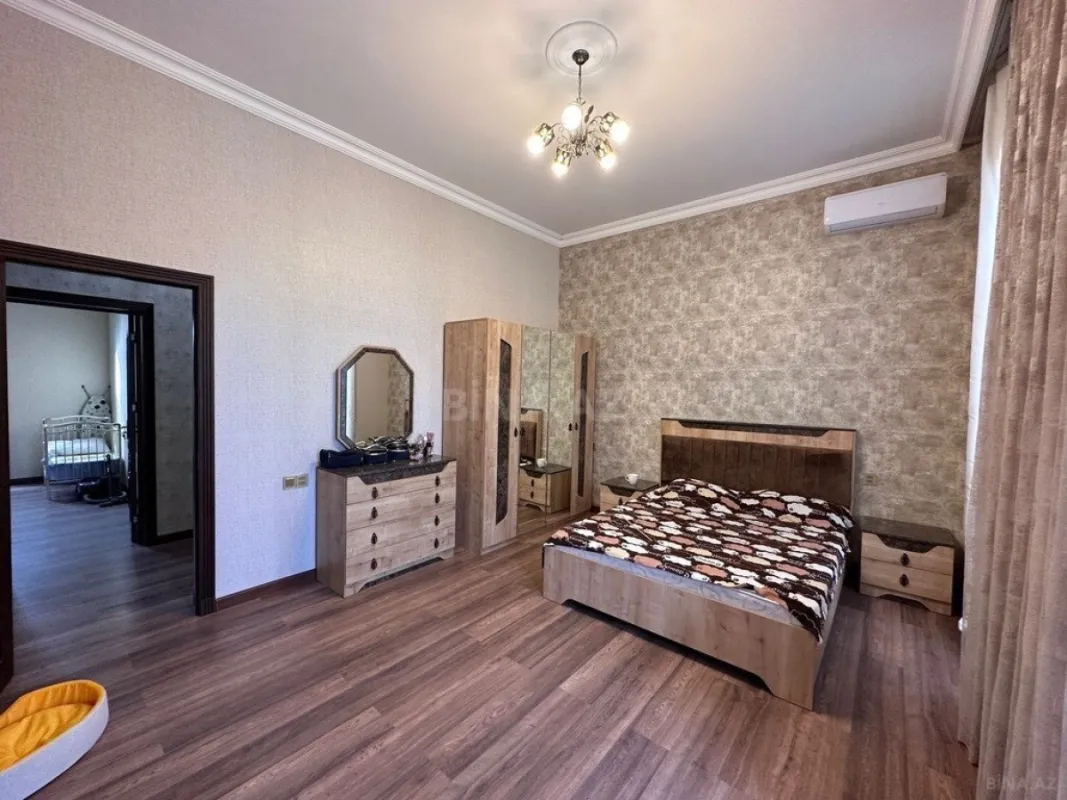 Kirayə verilir 4 otaqlı həyət evi 240 m²